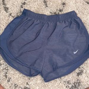 nike tempo shorts size small